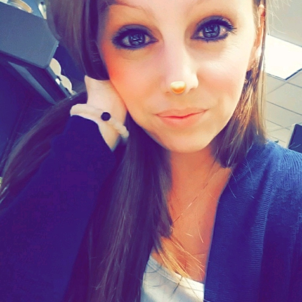 Meet your Posher, Megan